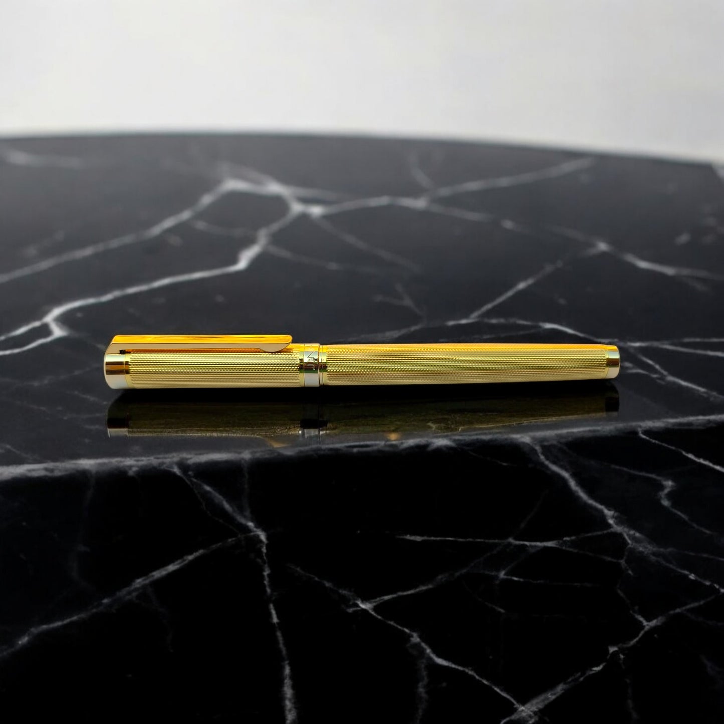 JinHao 155 Fountain Pen with Golden Body