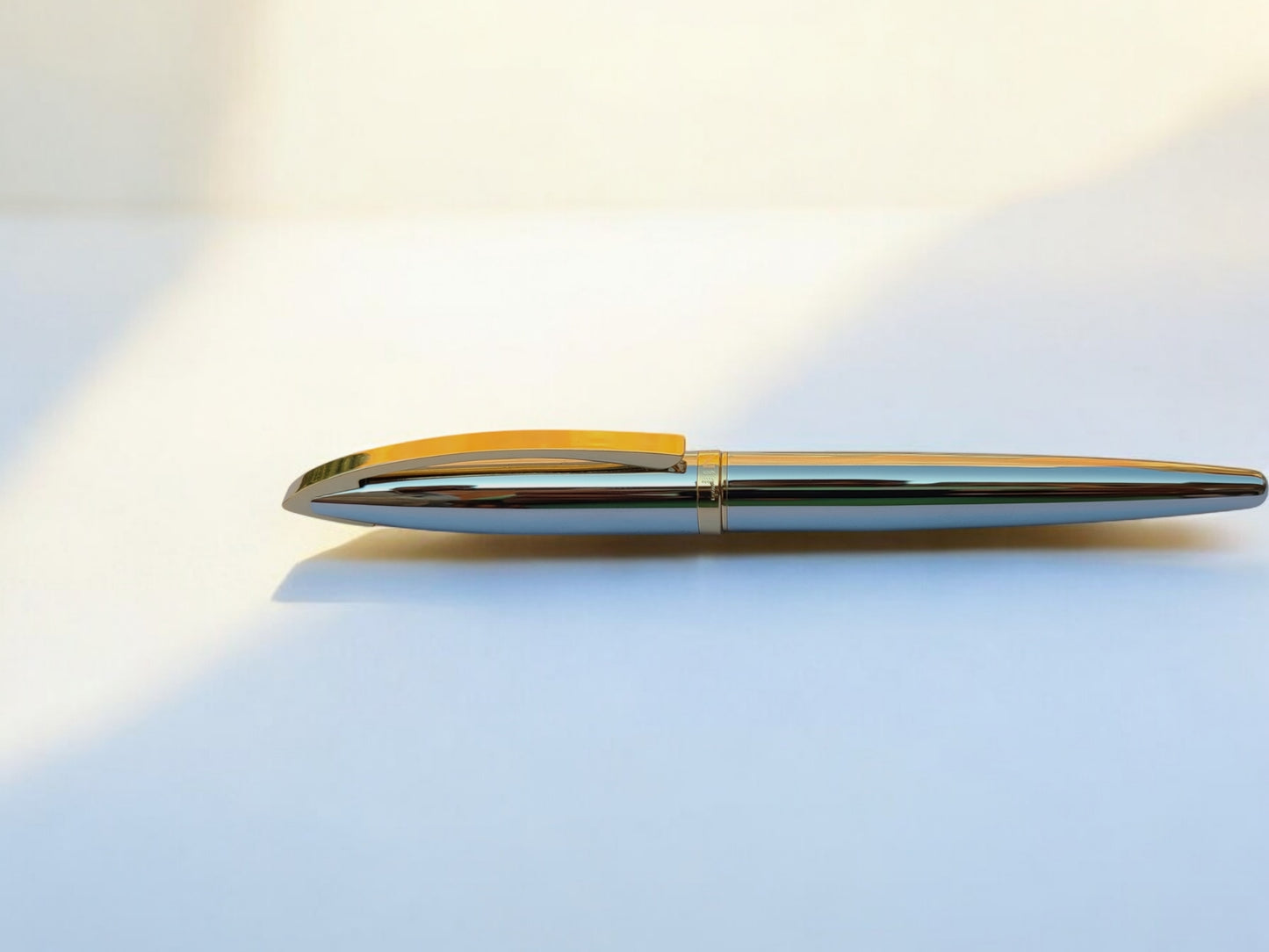 JinHao 156 Fountain Pen with Silver Body and Golden Parts