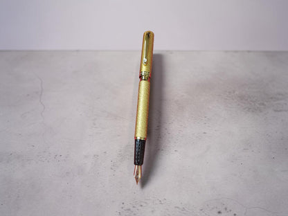 Dikawen K9 Rock Marbled Gold Jewel Designer Fountain Pen