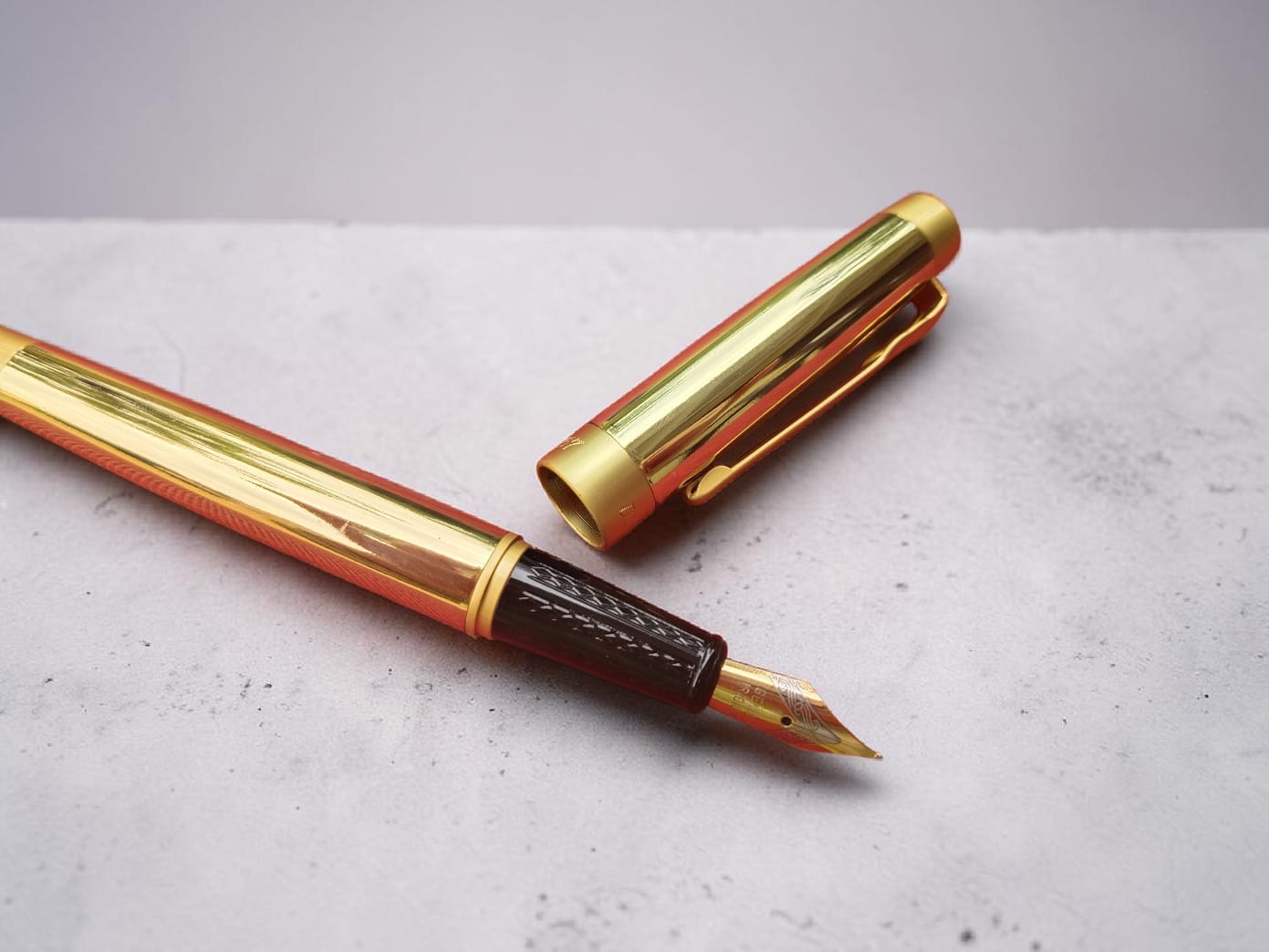Dikawen  Gold Fountain Pen