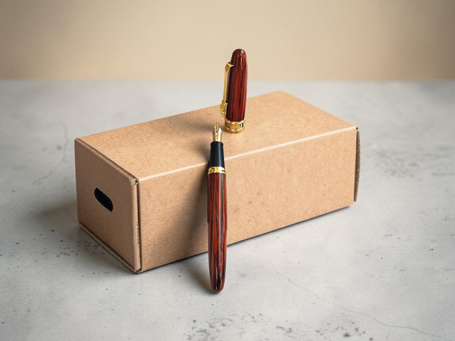 Dikawen 8085 Wood M Fountain Pen