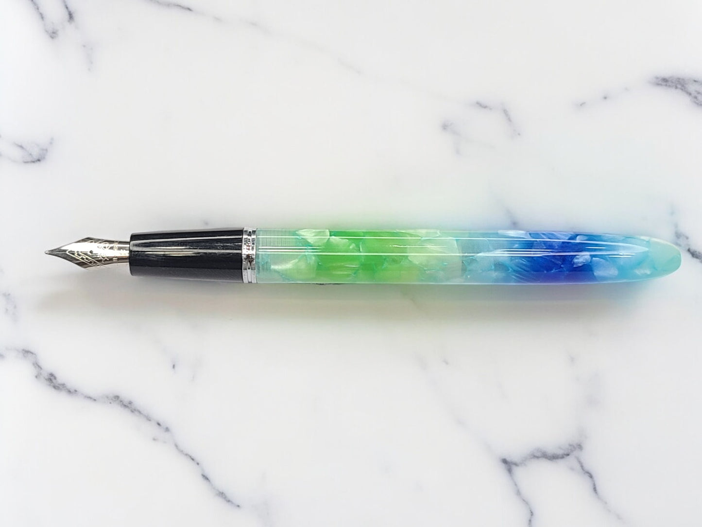 JinHao Stunning Iridescent Fountain Pen