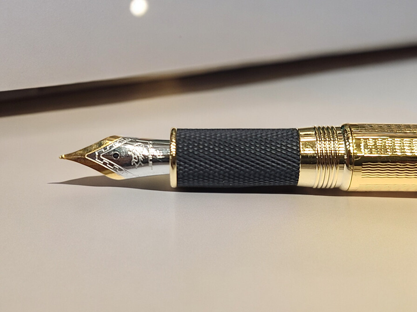 JinHao Exquisite Gold Fountain Pen