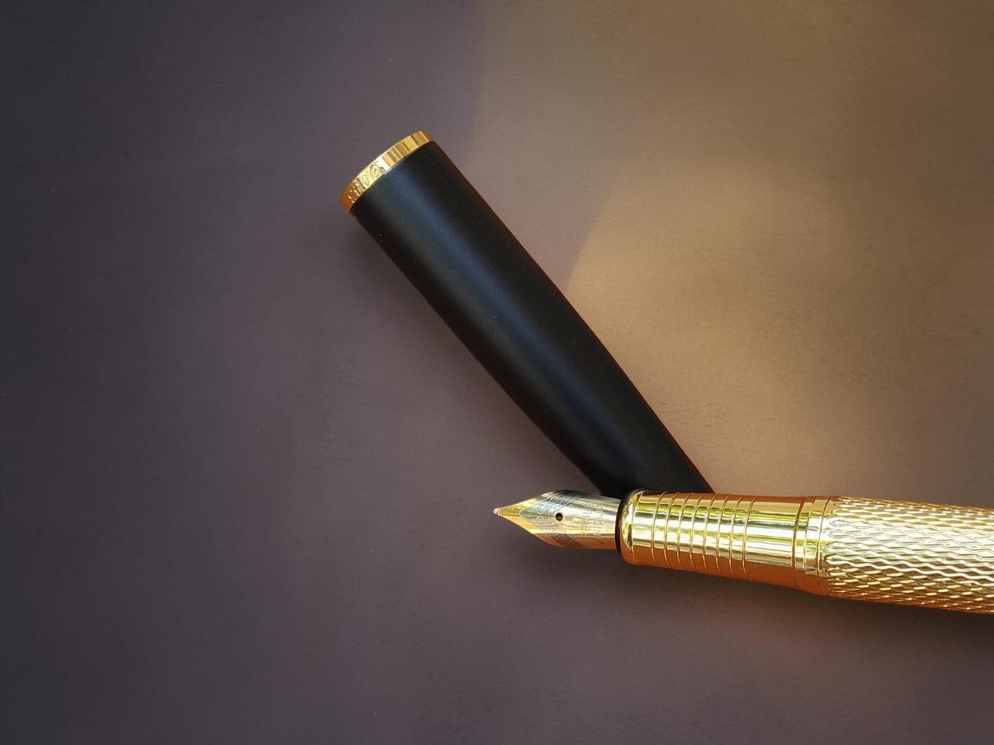 Dikawen No. 8083 HG Fountain Pen