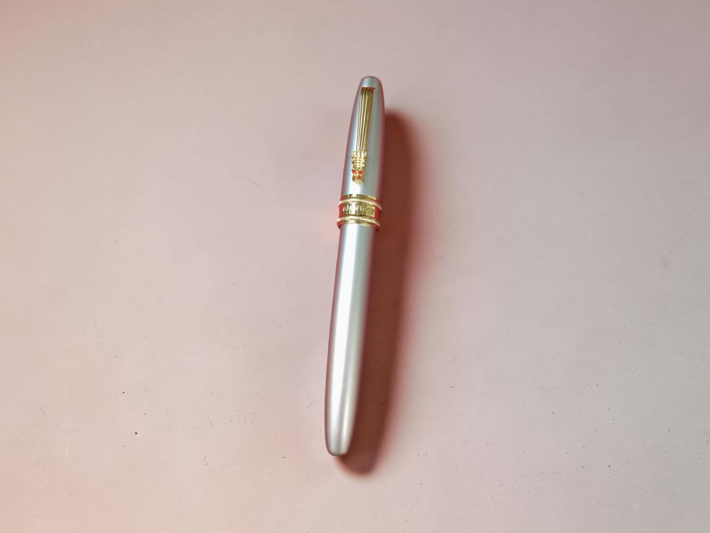 Dikawen No. 8085 Fountain Pen