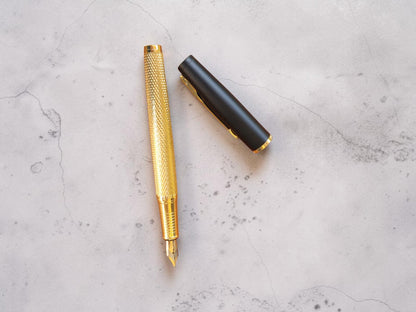 Dikawen No. 8083 HG Fountain Pen