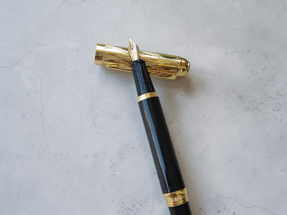 Dikawen No. 8086 H.G.M Fountain Pen