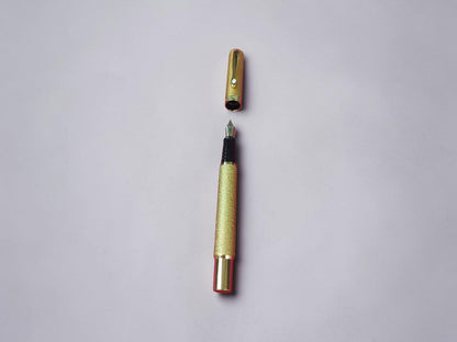 Dikawen K9 Rock Marbled Gold Jewel Designer Fountain Pen