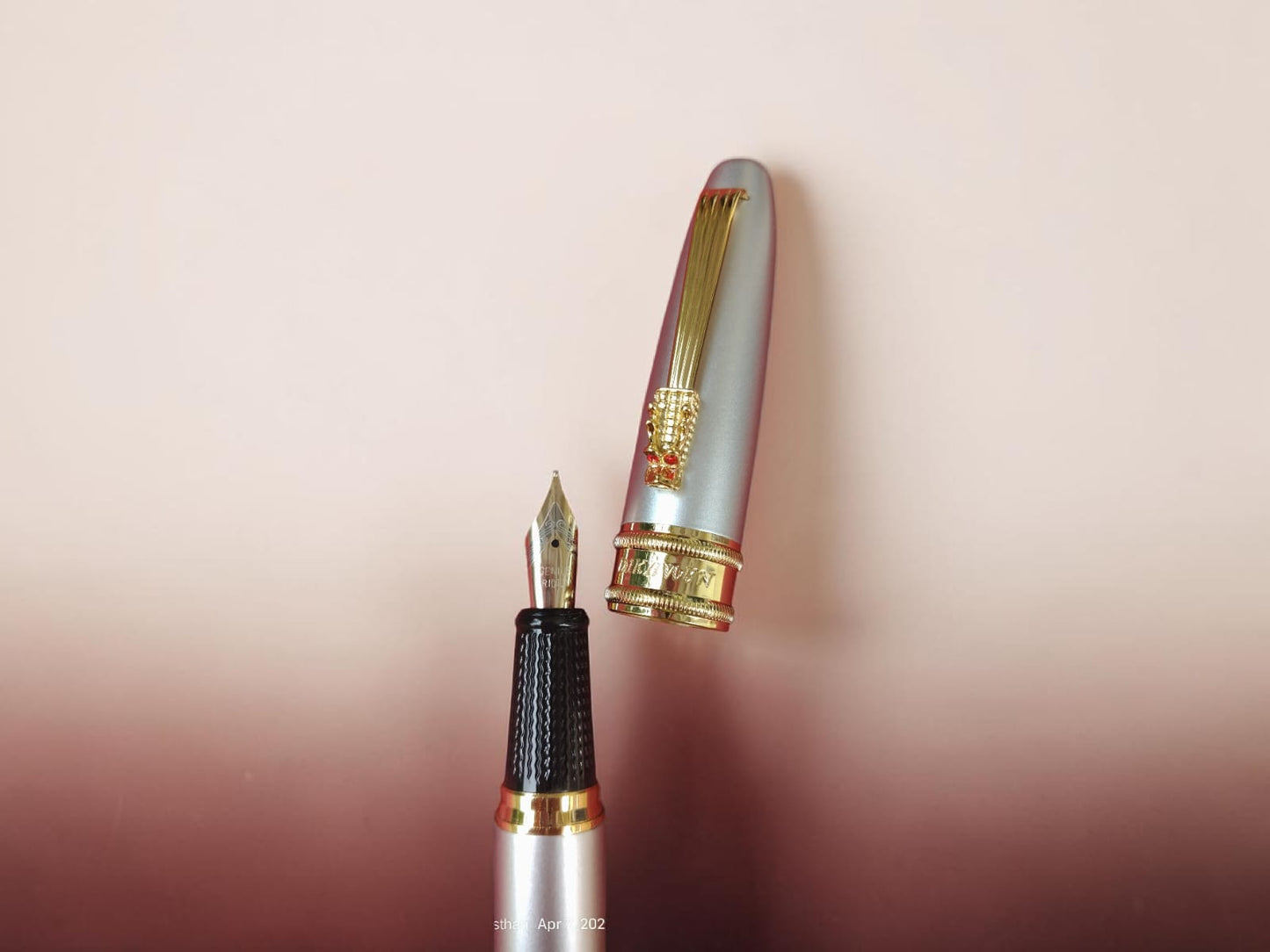 Dikawen No. 8085 Fountain Pen